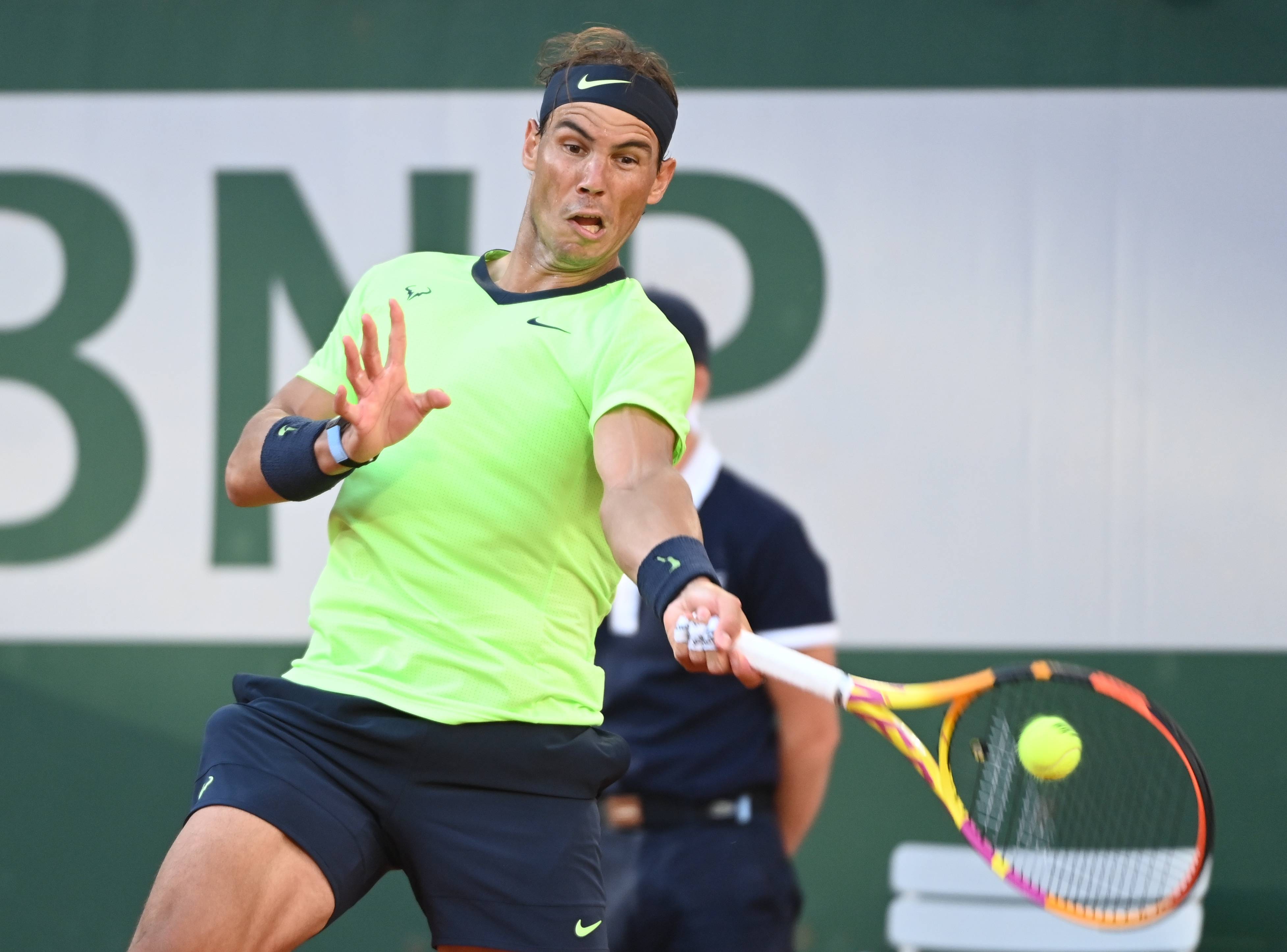 西班牙网球队翻盘欧洲网球队，纳达尔统治全场的简单介绍