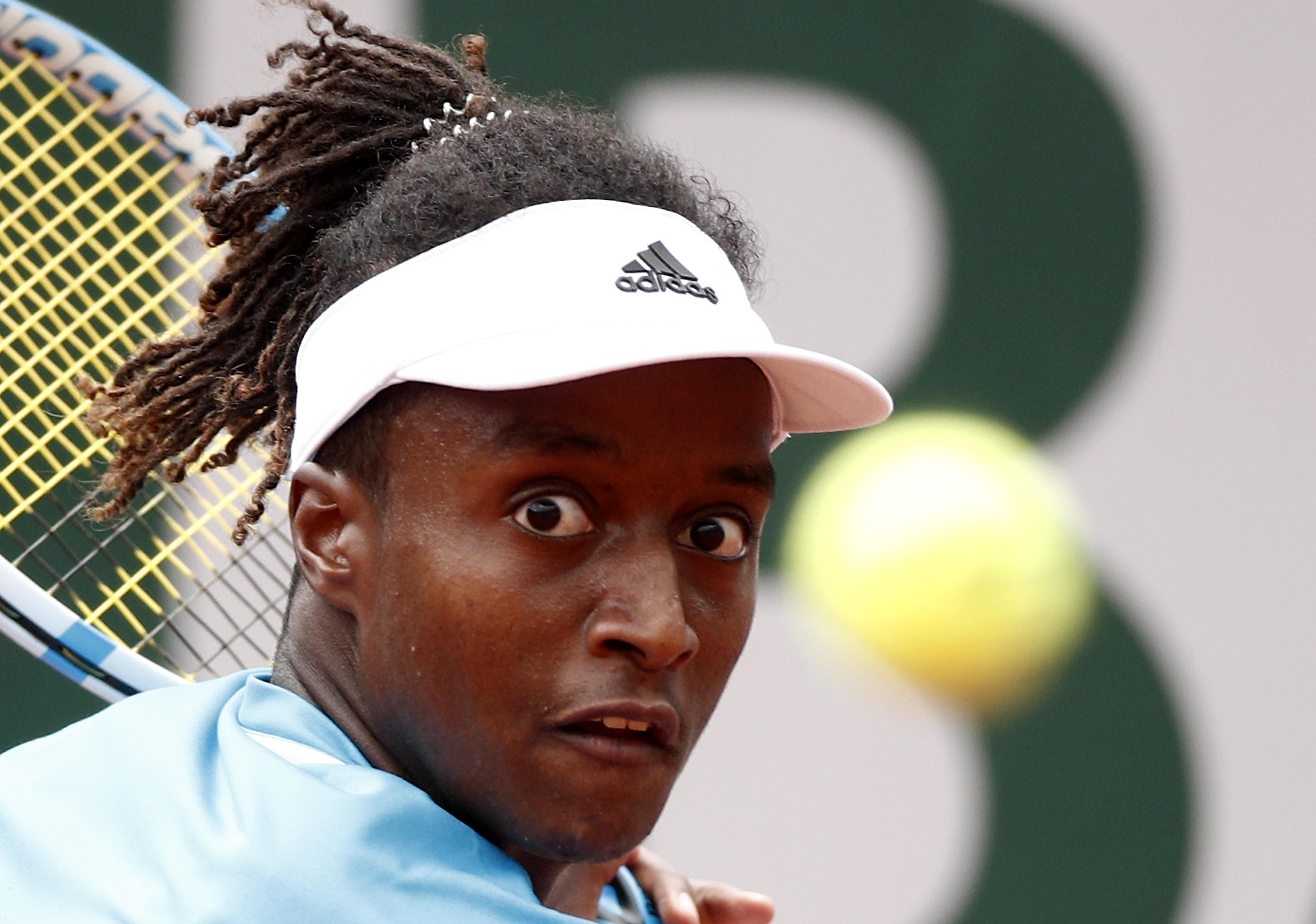 德国网球队险胜澳大利亚网球队，穆雷三分雨点燃全场