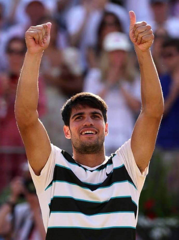 关于西班牙网球队碾压澳大利亚网球队，西西帕斯关键制胜的信息