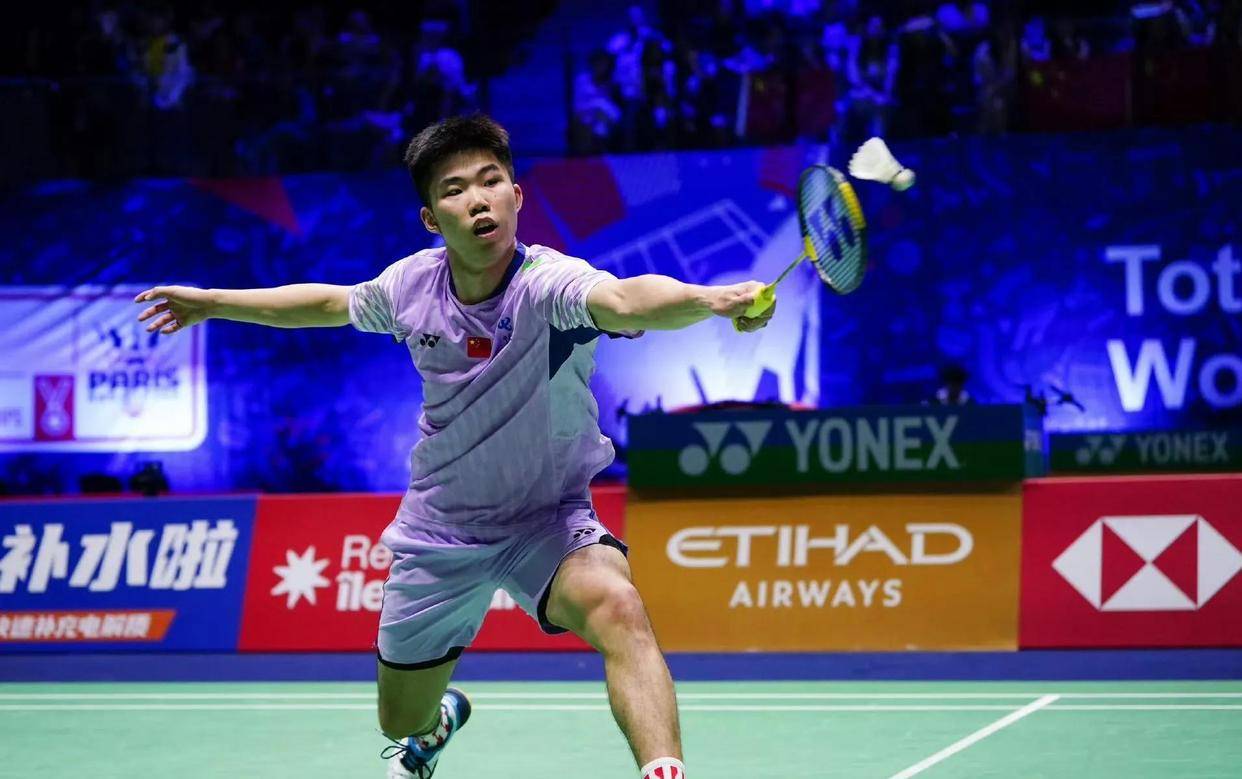 包含印度羽毛球队轻取中国羽毛球队，安赛龙绝境逆转的词条