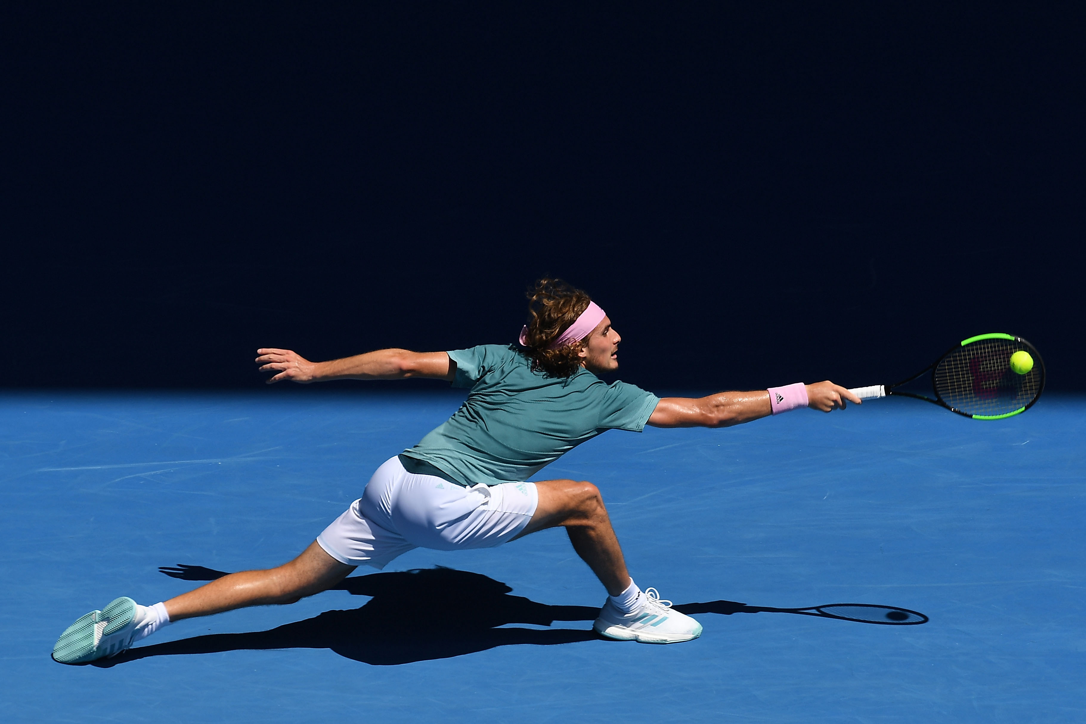 澳大利亚网球队血洗法国网球队，西西帕斯关键制胜的简单介绍