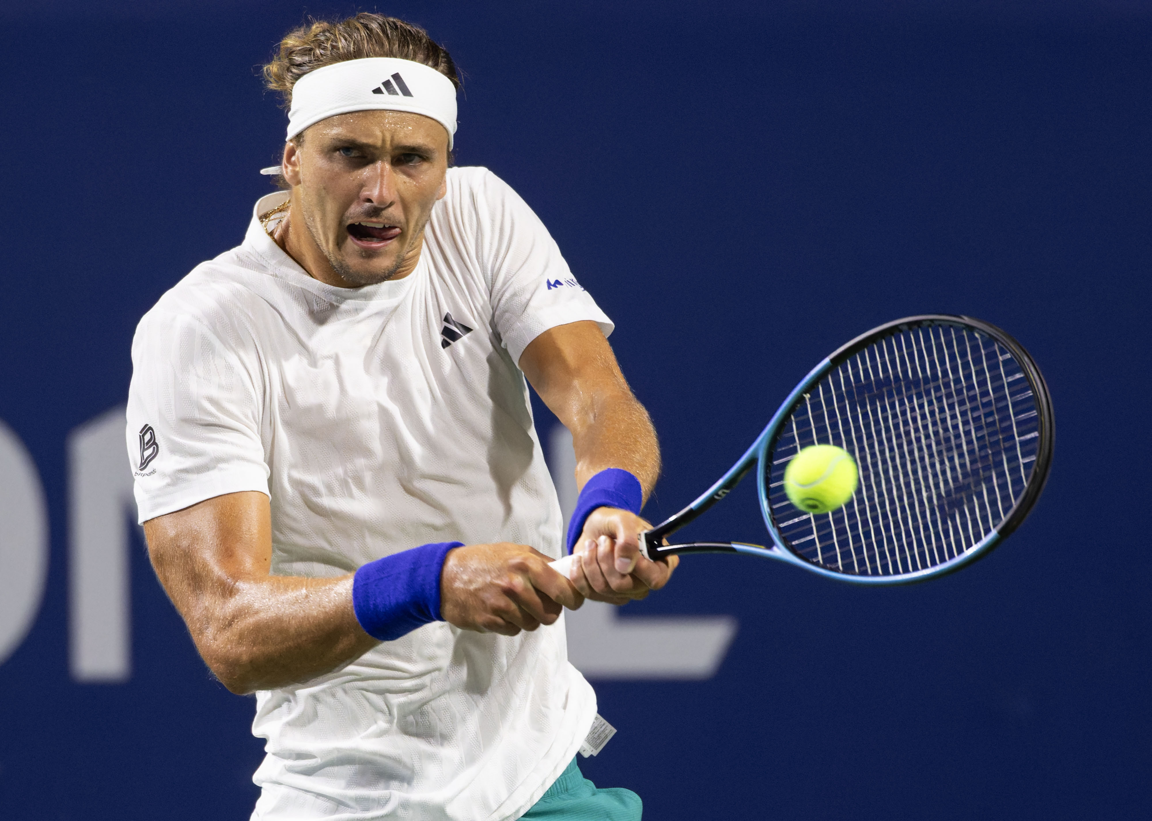 包含德国网球队逆转日本网球队，兹维列夫制霸全场的词条