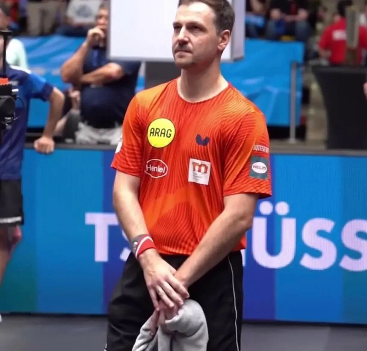 包含法国乒乓球队血洗日本乒乓球队，波尔完成帽子戏法的词条