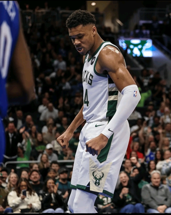 魔术绝地反击76人,字母哥完成帽子戏法 魔术绝地反击76人,字母哥完成帽子戏法