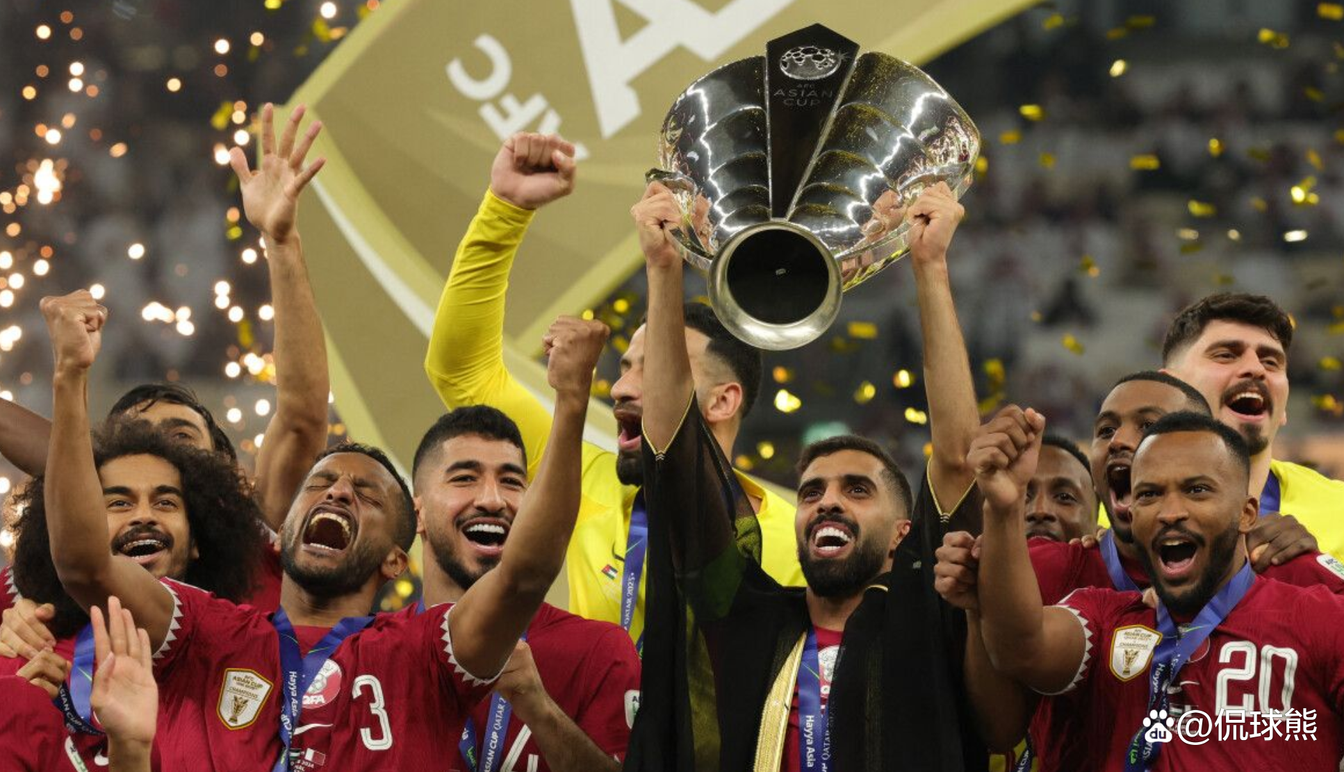亚洲足球传统豪强受挑战，冠军之争激烈异常的简单介绍