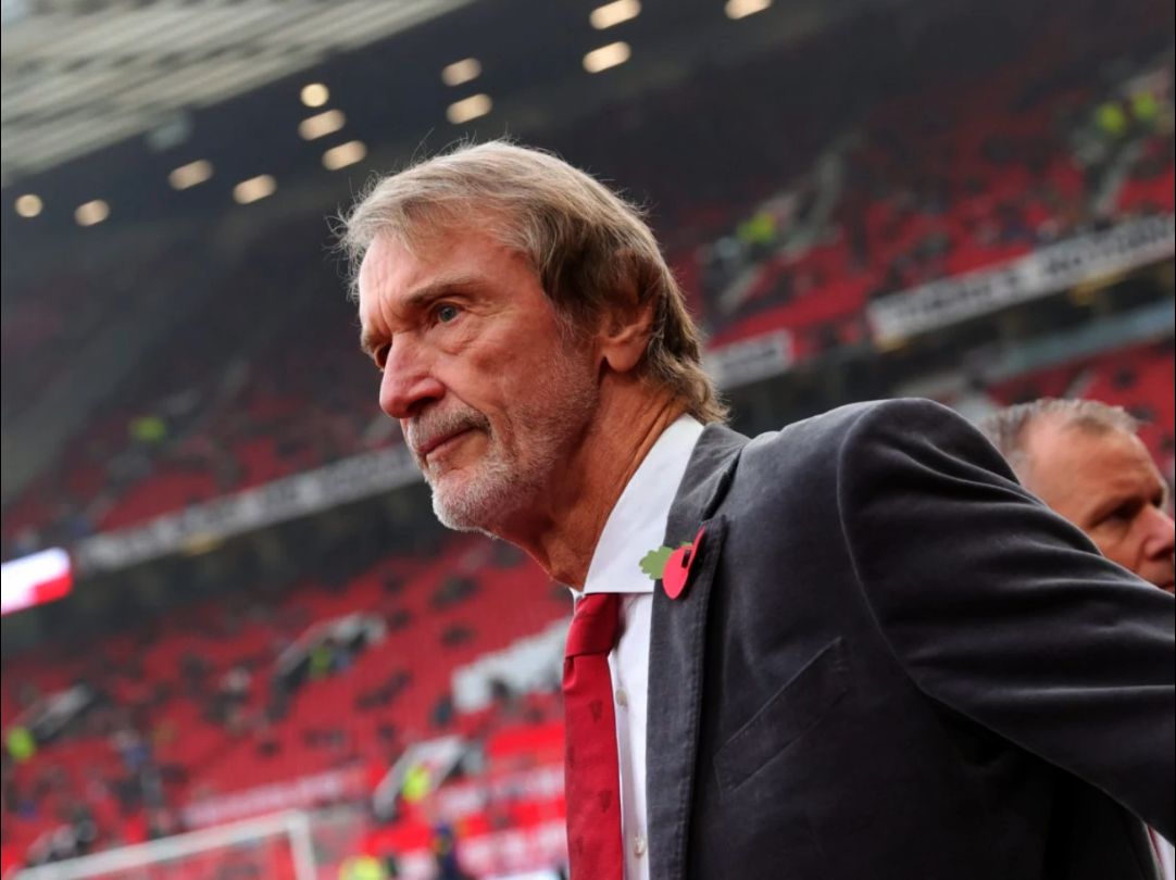 包含曼联青训球员崭露头角，获得主帅信任的词条