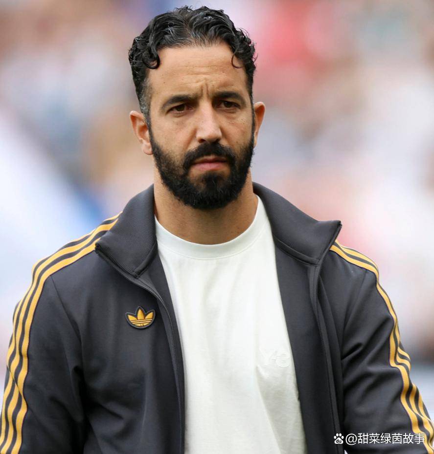 包含曼联青训球员崭露头角，获得主帅信任的词条