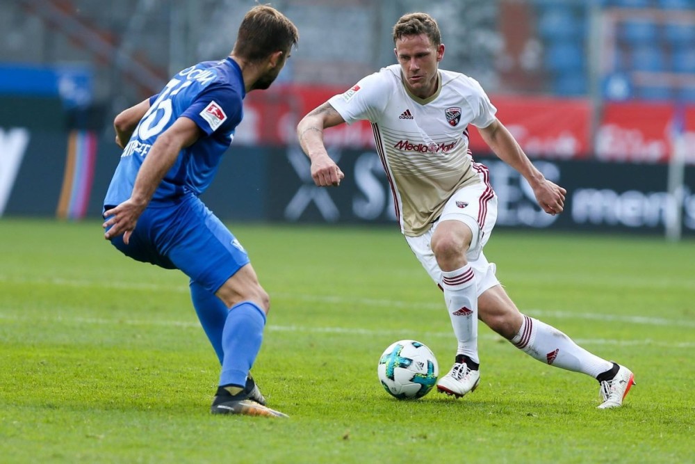 杜塞尔多夫队遭遇0-2落败,降级危机的简单介绍 杜塞尔多夫队遭遇0-2落败,降级危机的简单介绍