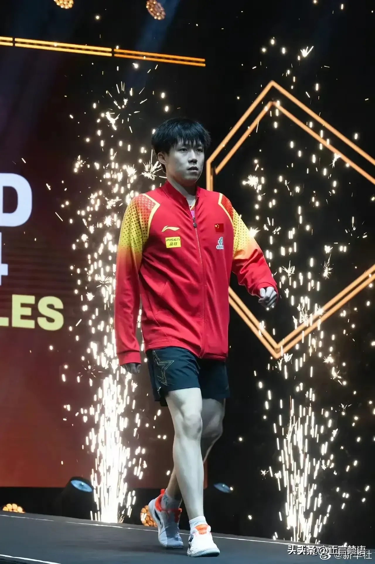 包含体育赛事中人气选手展现实力的词条