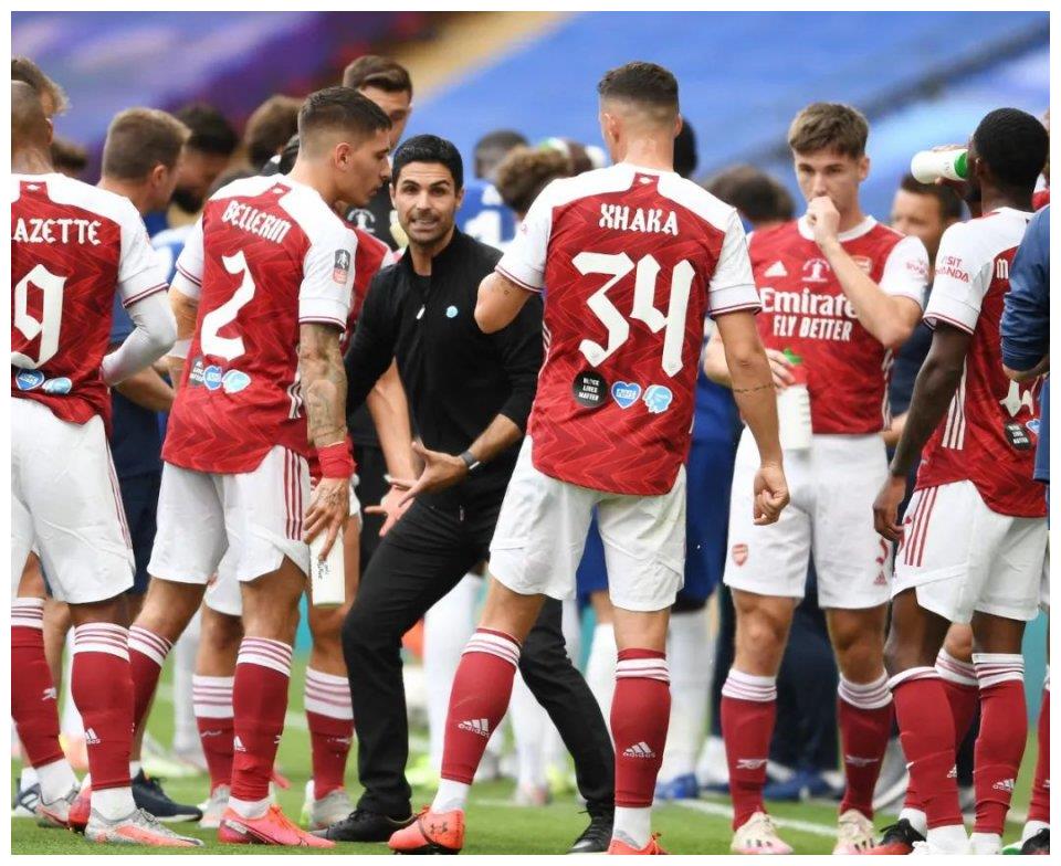 巴西强势阿森纳,阿尔巴打破历史纪录的简单介绍 巴西强势阿森纳,阿尔巴打破历史纪录的简单介绍