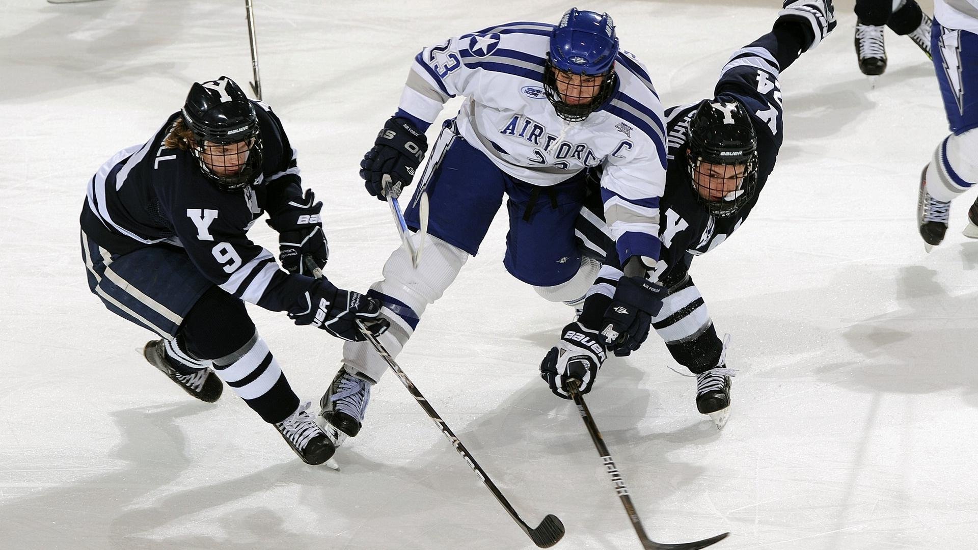 梅西的绿茵交响曲，里昂对阵AC米兰，攻防两端的绝对统治