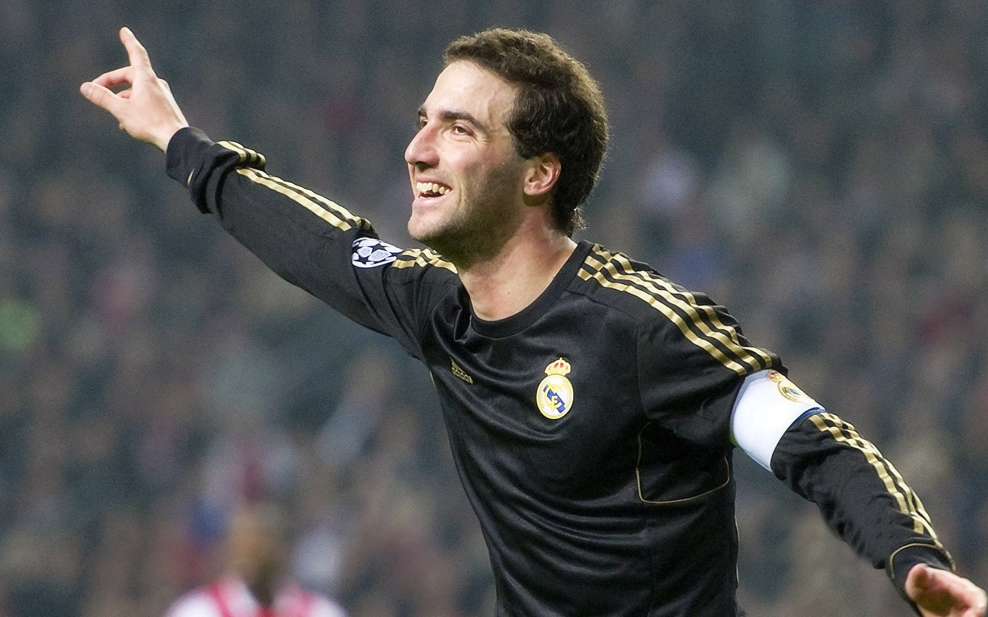 伊朗血拼洪都拉斯,奥纳纳彻底打爆防线