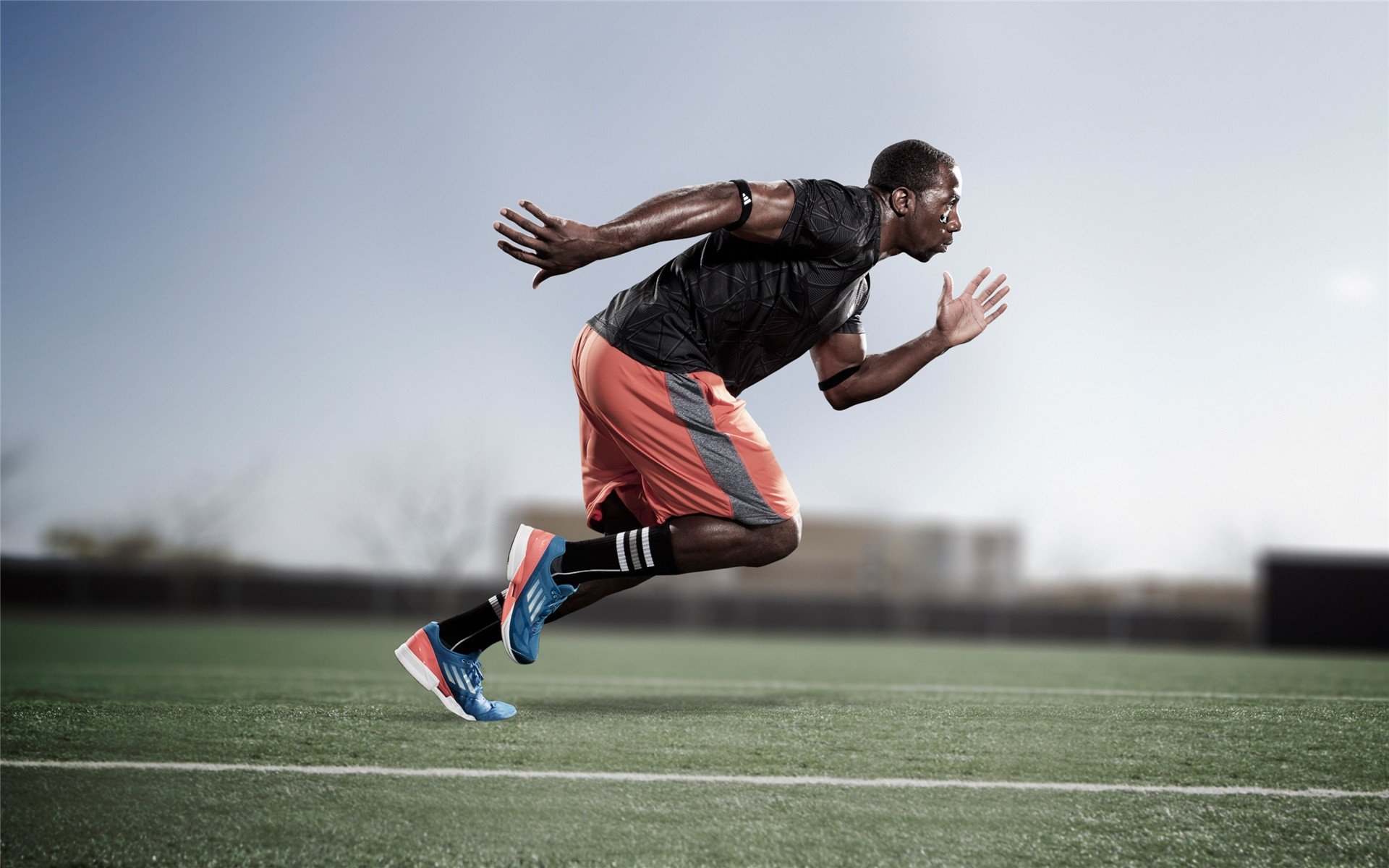 从质疑到救赎，英格拉姆的蜕变与深圳队的战略胜利