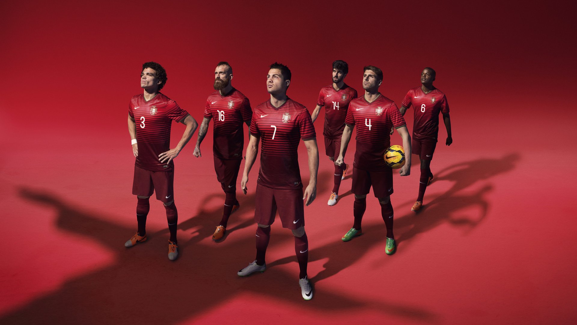 丹麦童话与黄鸭传奇,绝杀之夜的双重震撼