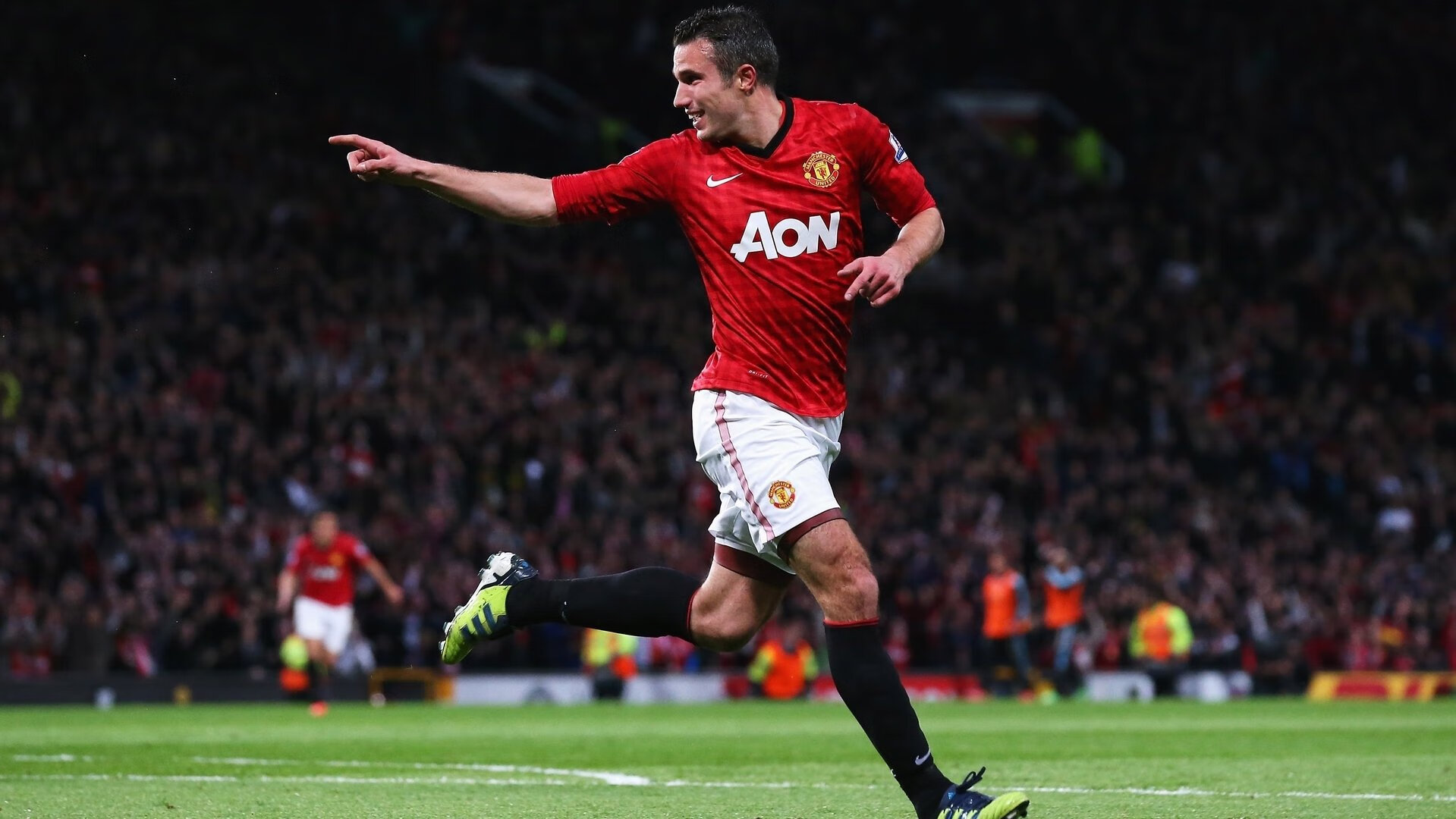 英格兰队横扫日本队，梁靖崑刷新纪录，体育精神跨越国界的双重奏